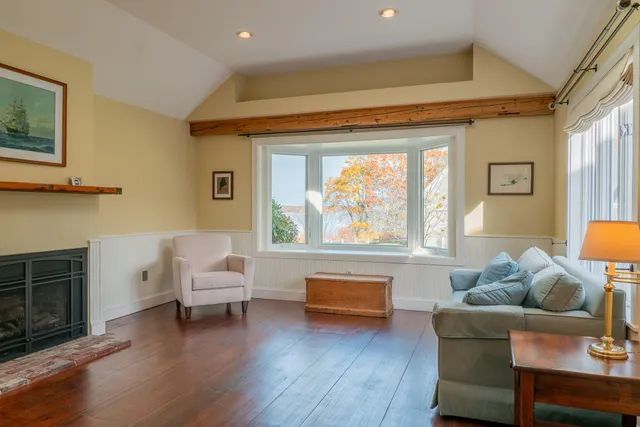 $1,295,000 | 15 Sea Cove Road, Cumberland, ME 04110