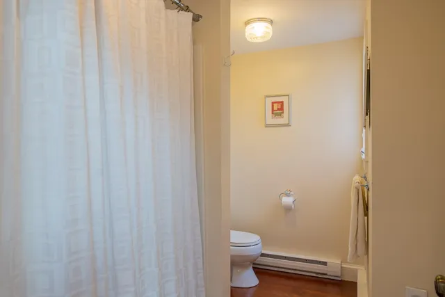 $1,295,000 | 15 Sea Cove Road, Cumberland, ME 04110