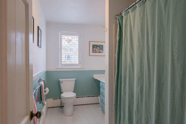 $1,295,000 | 15 Sea Cove Road, Cumberland, ME 04110