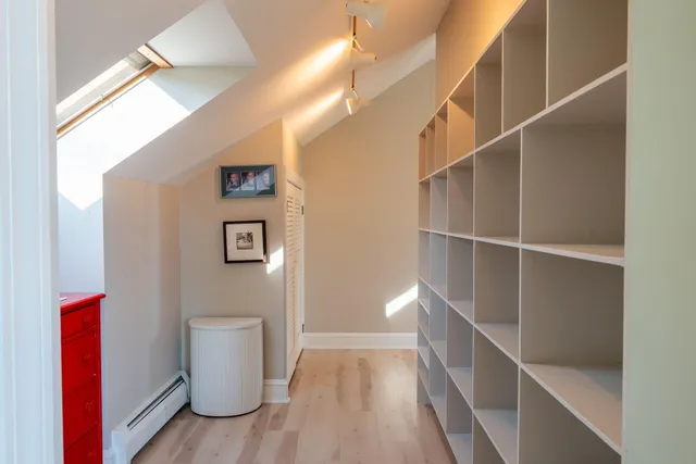 $1,295,000 | 15 Sea Cove Road, Cumberland, ME 04110