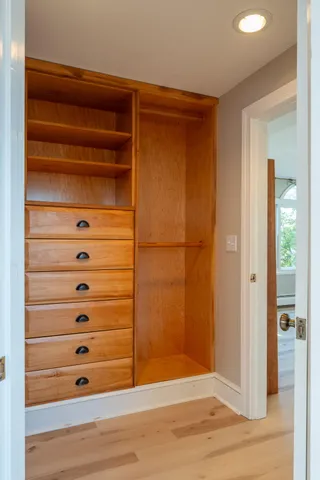 $1,295,000 | 15 Sea Cove Road, Cumberland, ME 04110