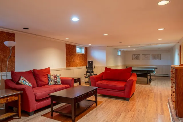 $1,295,000 | 15 Sea Cove Road, Cumberland, ME 04110