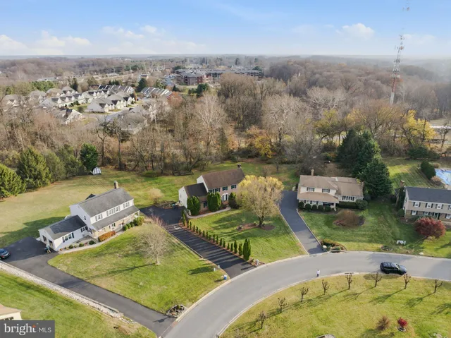 $679,900 | 24 Haileys Trail, Newark, DE 19711