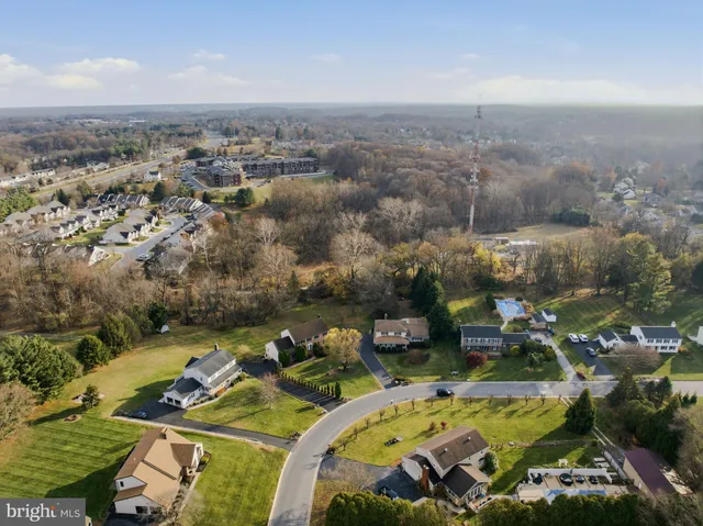 $679,900 | 24 Haileys Trail, Newark, DE 19711