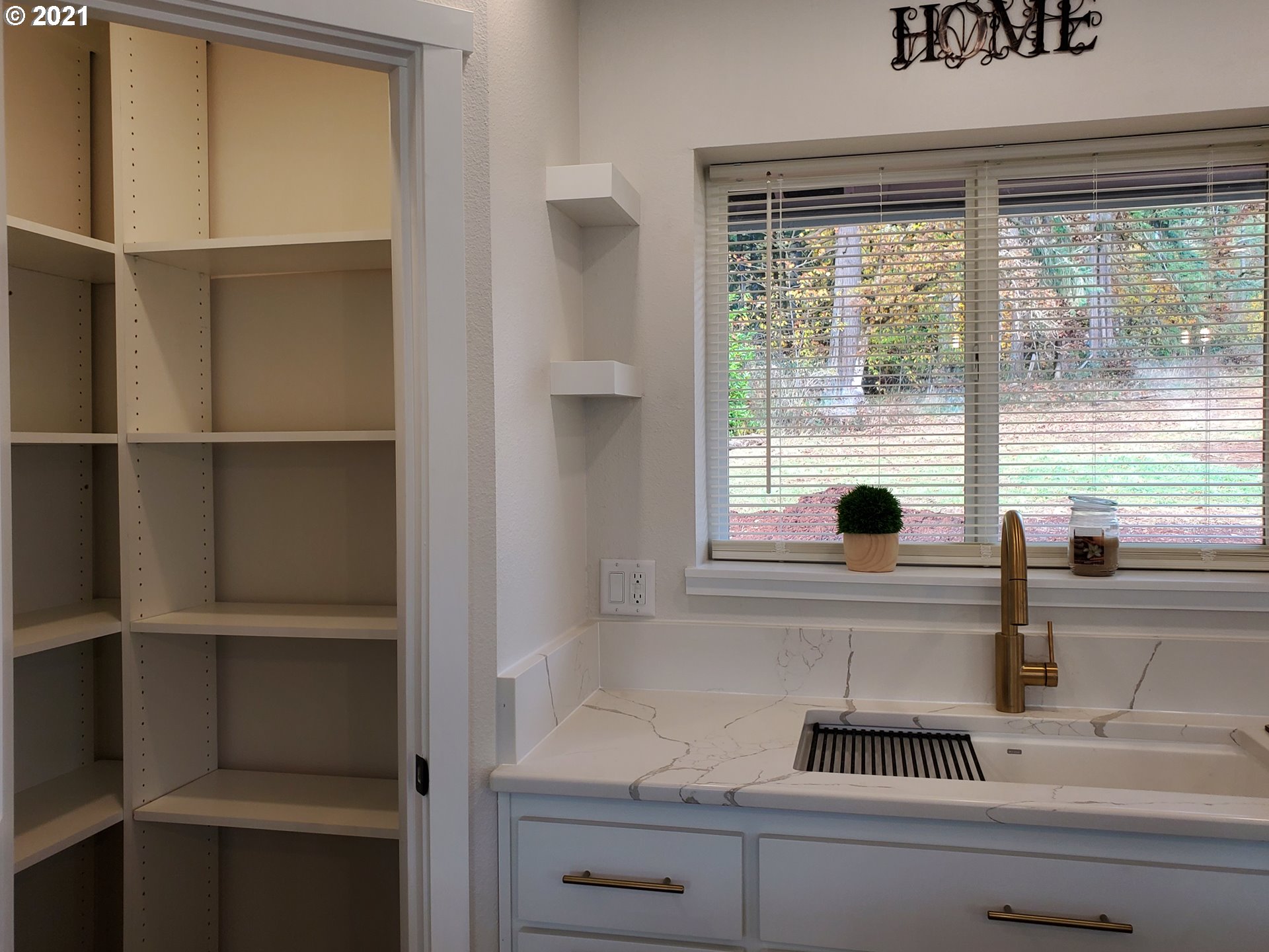 91680 Donna Road Springfield, OR 97478 - Photo 11 of 22 Gallery Image 11