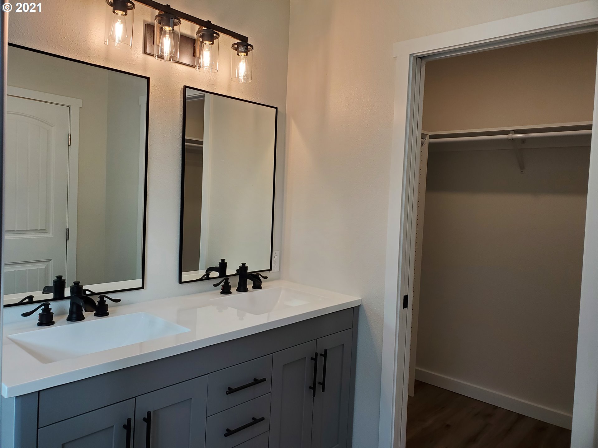91680 Donna Road Springfield, OR 97478 - Photo 15 of 22 Gallery Image 15
