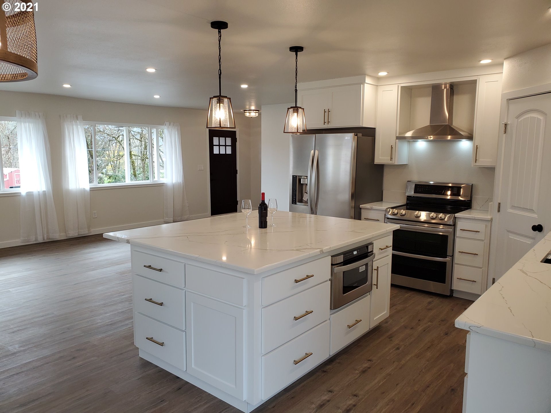 91680 Donna Road Springfield, OR 97478 - Photo 8 of 22 Gallery Image 8