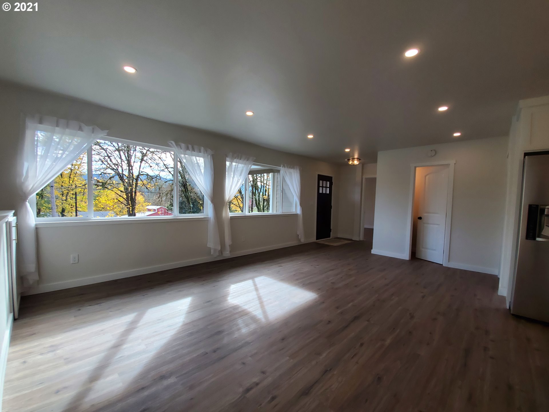 91680 Donna Road Springfield, OR 97478 - Photo 10 of 22 Gallery Image 10