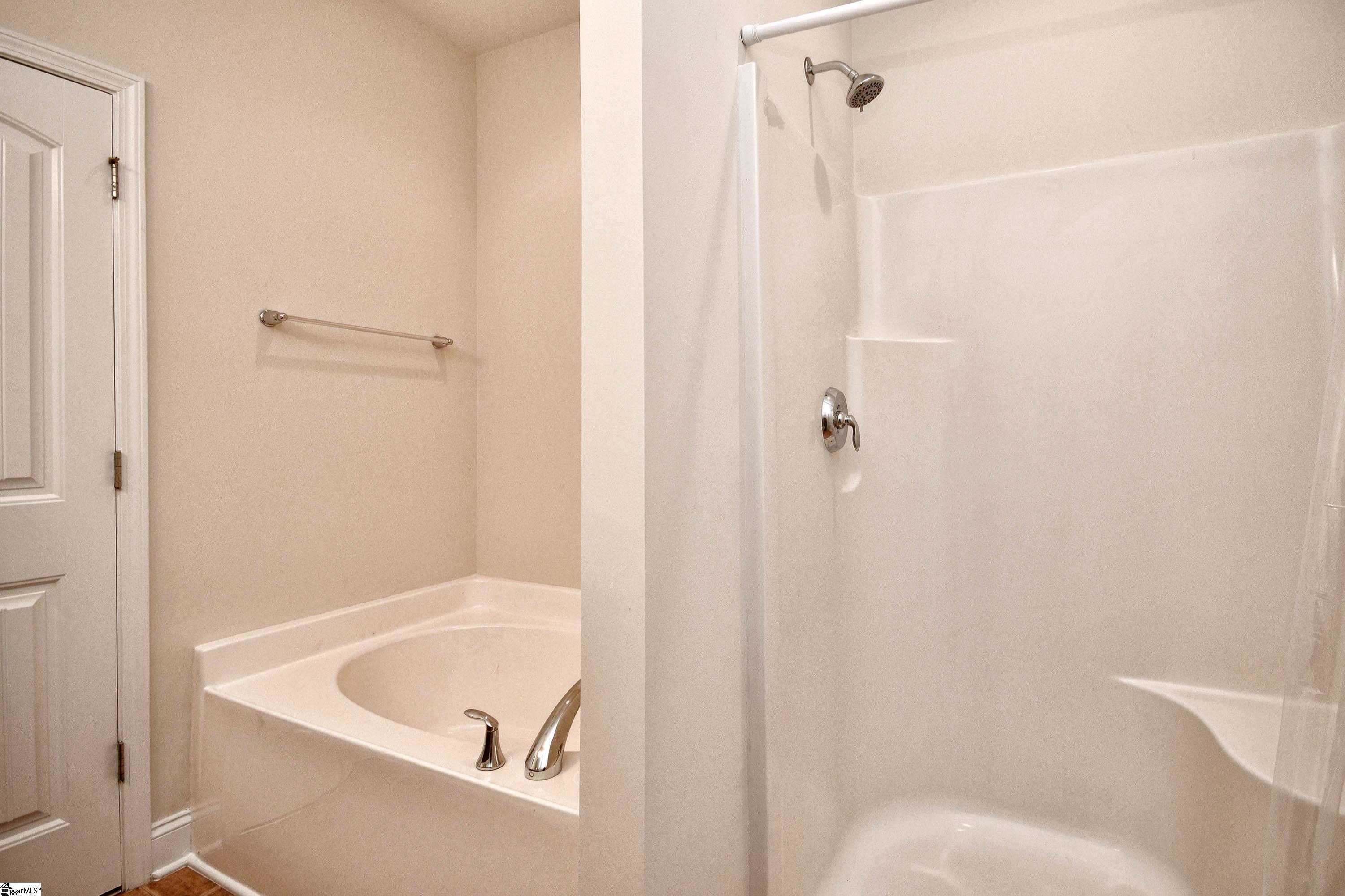 47 Hillsborough Drive Anderson, SC 29621 - Photo 14 of 20