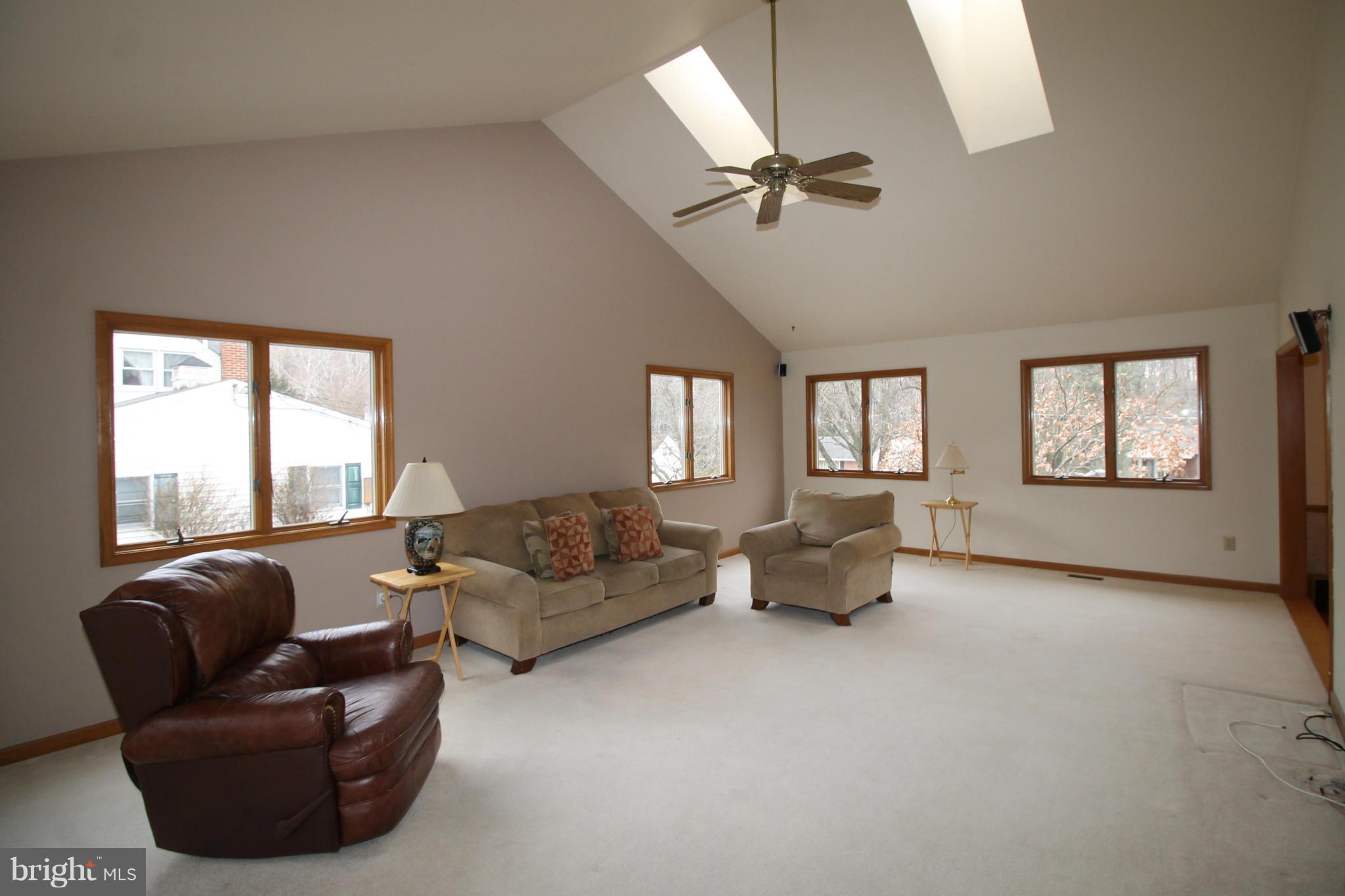 10908 Steffeny Road Randallstown, MD 21133 - Photo 7 of 25 Family Room