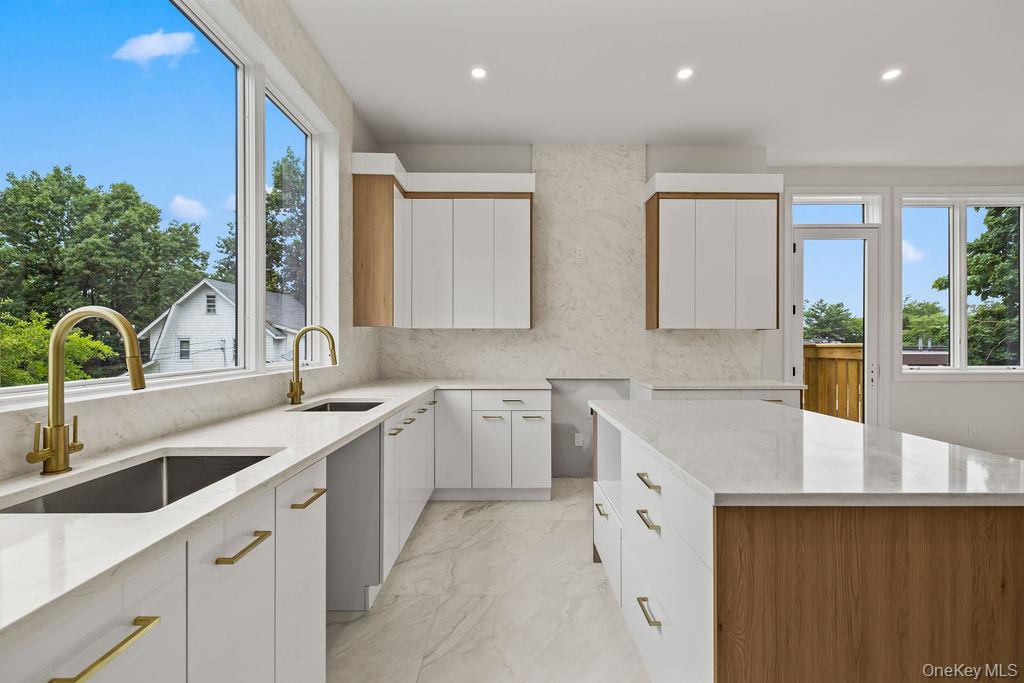 11 Lincoln Street, Unit 201 Spring Valley, NY 10977 - Photo 10 of 50