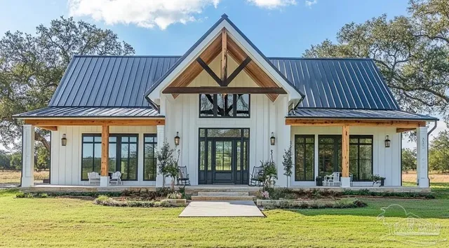 $529,899 | 3250 Tunnel Road, Pace, FL 32571