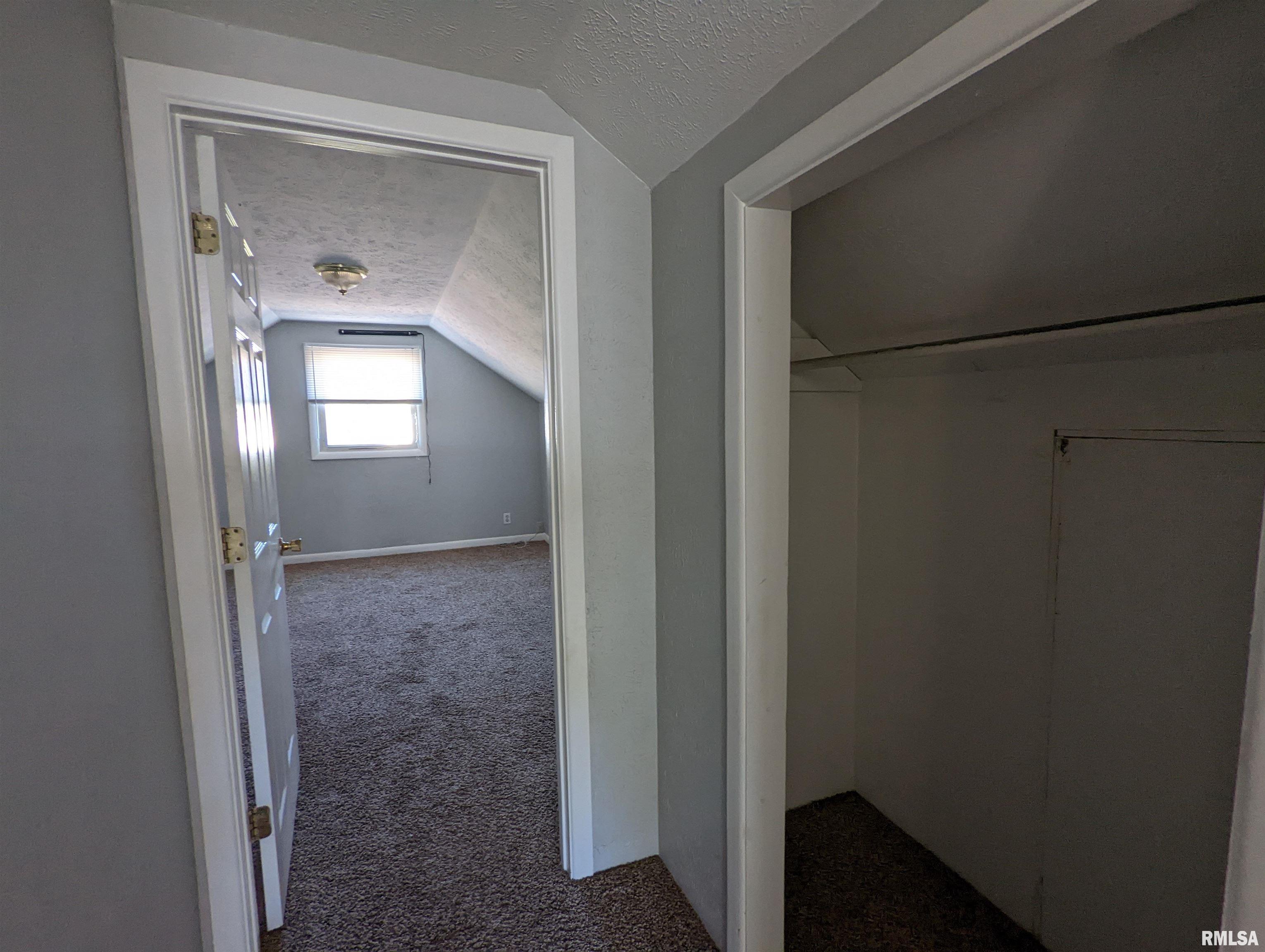 352 Albert Street Creve Coeur, IL 61610 - Photo 28 of 47