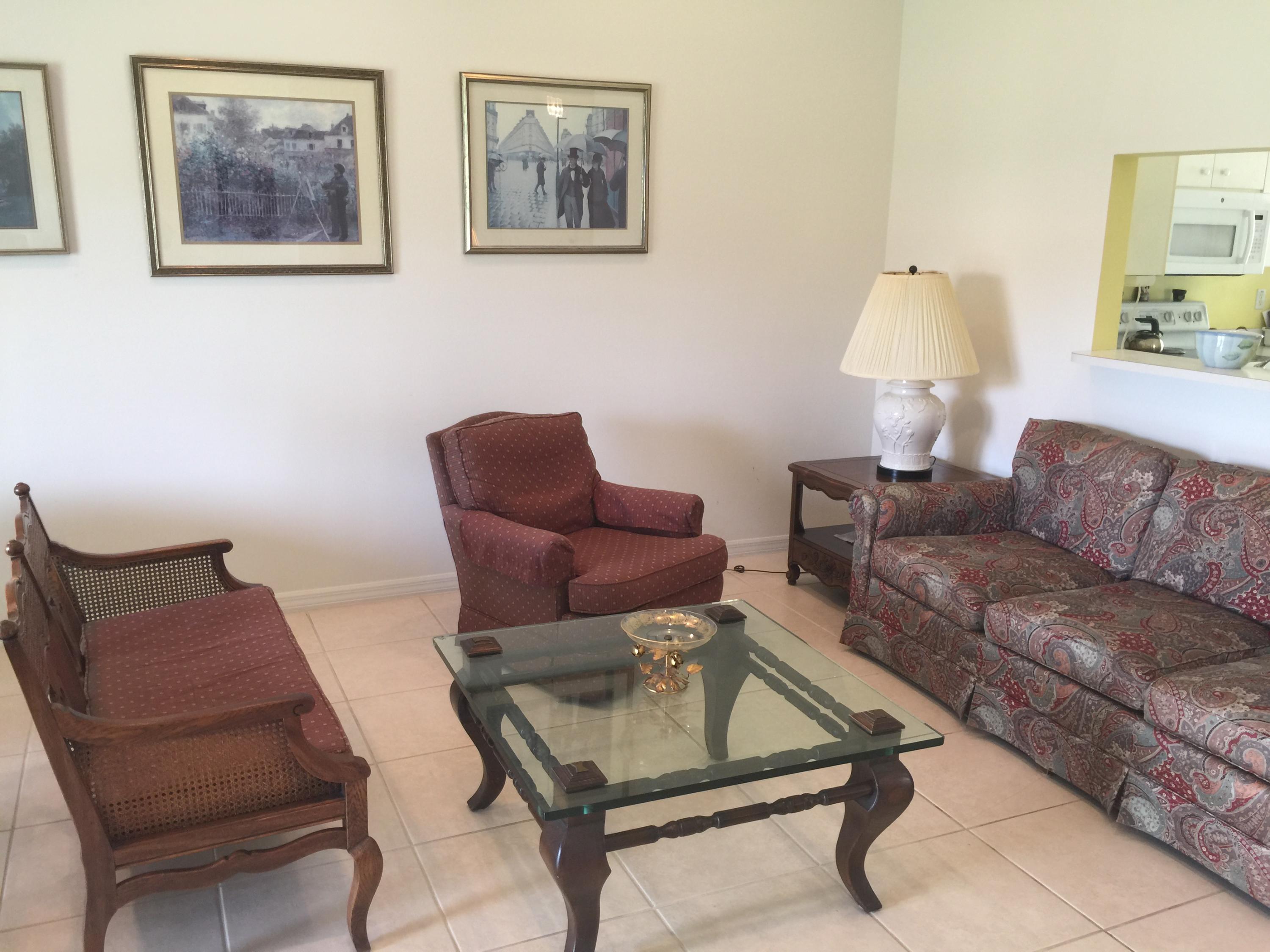 6067 Caladium Road Delray Beach, FL 33484 - Photo 6 of 33 LIVING ROOM