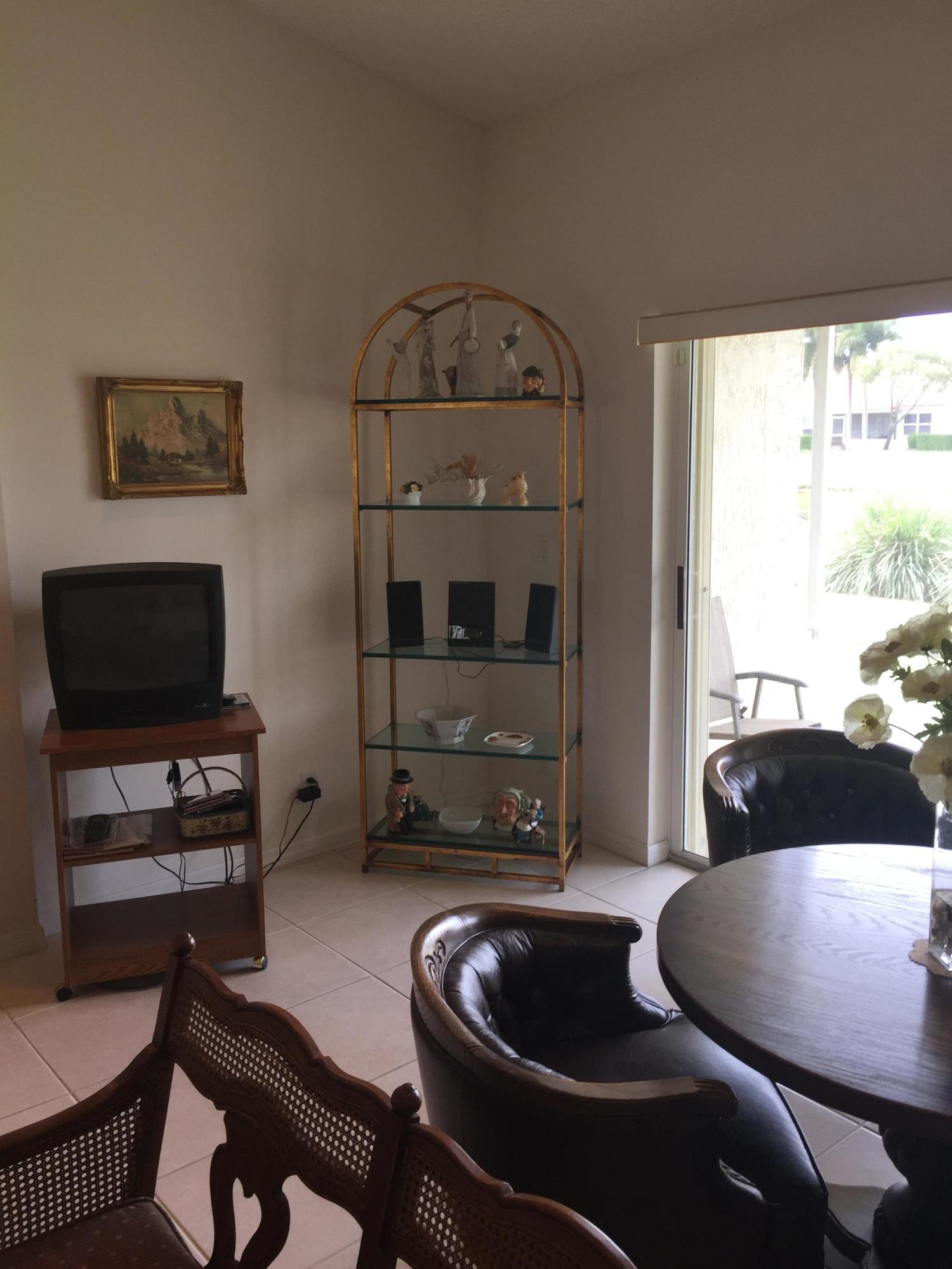 6067 Caladium Road Delray Beach, FL 33484 - Photo 8 of 33 LIVING ROOM