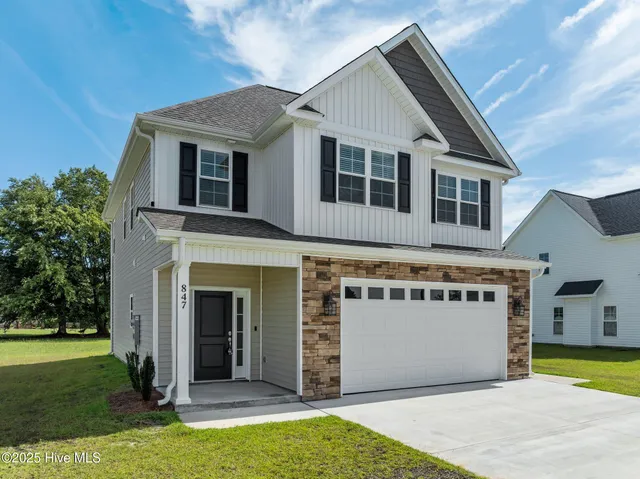 $313,900 | 847 Mulligan Drive, Ayden, NC 28513