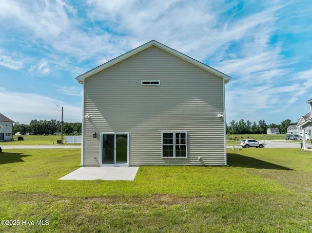 $313,900 | 847 Mulligan Drive, Ayden, NC 28513