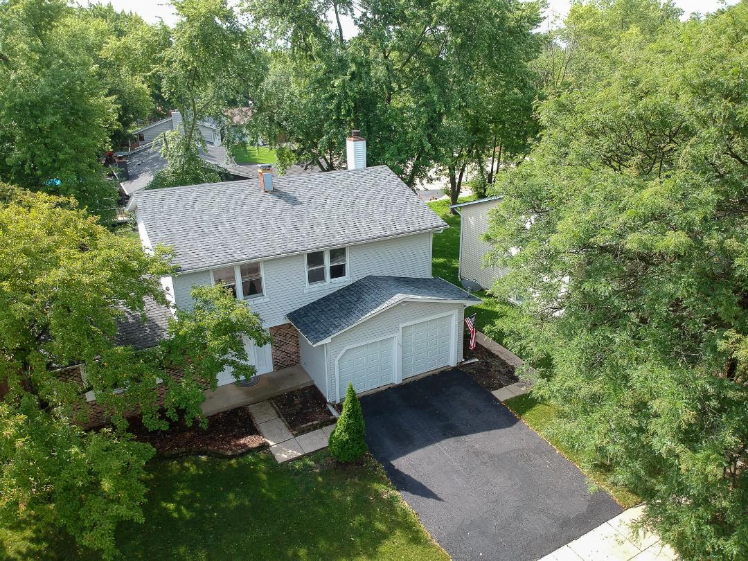 1189 Cumberland Road Aurora, IL 60504 - Photo 22 of 23 a house view with a outdoor space