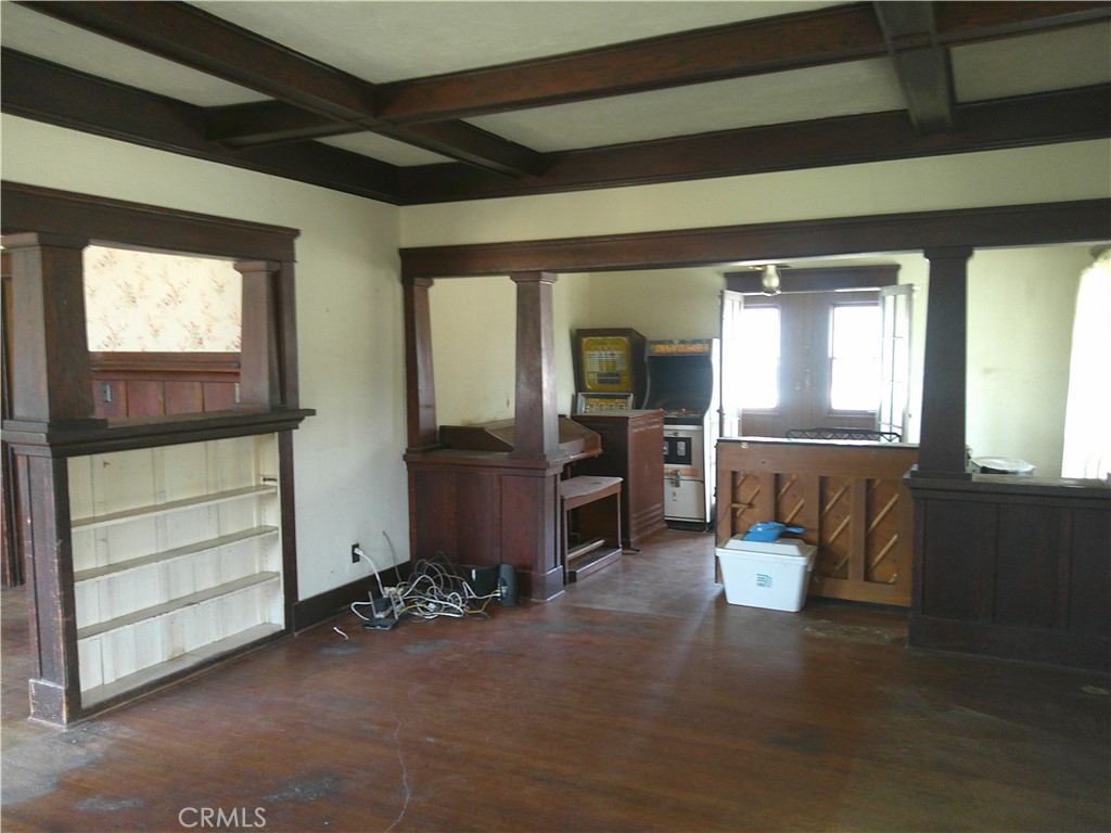 4500 Highland Place Riverside, CA 92506 - Photo 4 of 32