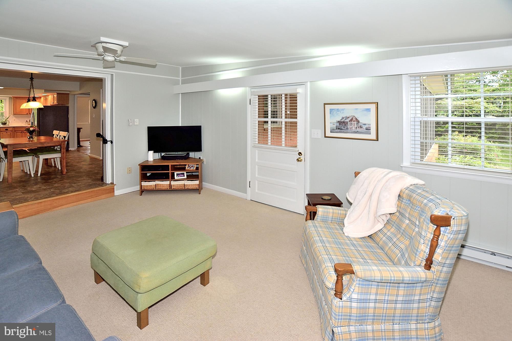 2507 Culpeper Road Alexandria, VA 22308 - Photo 35 of 40 Family room on main level off kitchen