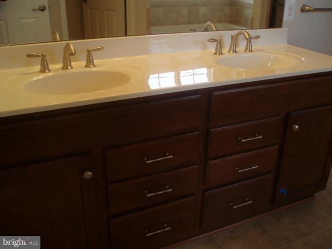 1800 Rileys Court South Point of Rocks, MD 21777 - Photo 4 of 12 Bedroom (Master)