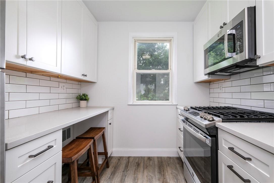 Welcome to 95A Avon Circle with an all NEW modern kitchen with brand new stainless appliances.