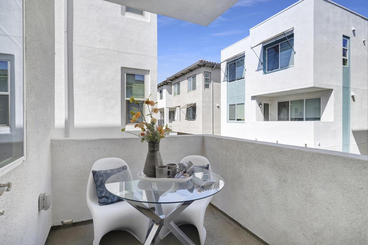 3079 Manuel Loop San Jose, CA 95136 - Photo 23 of 64 a dining room with furniture and window