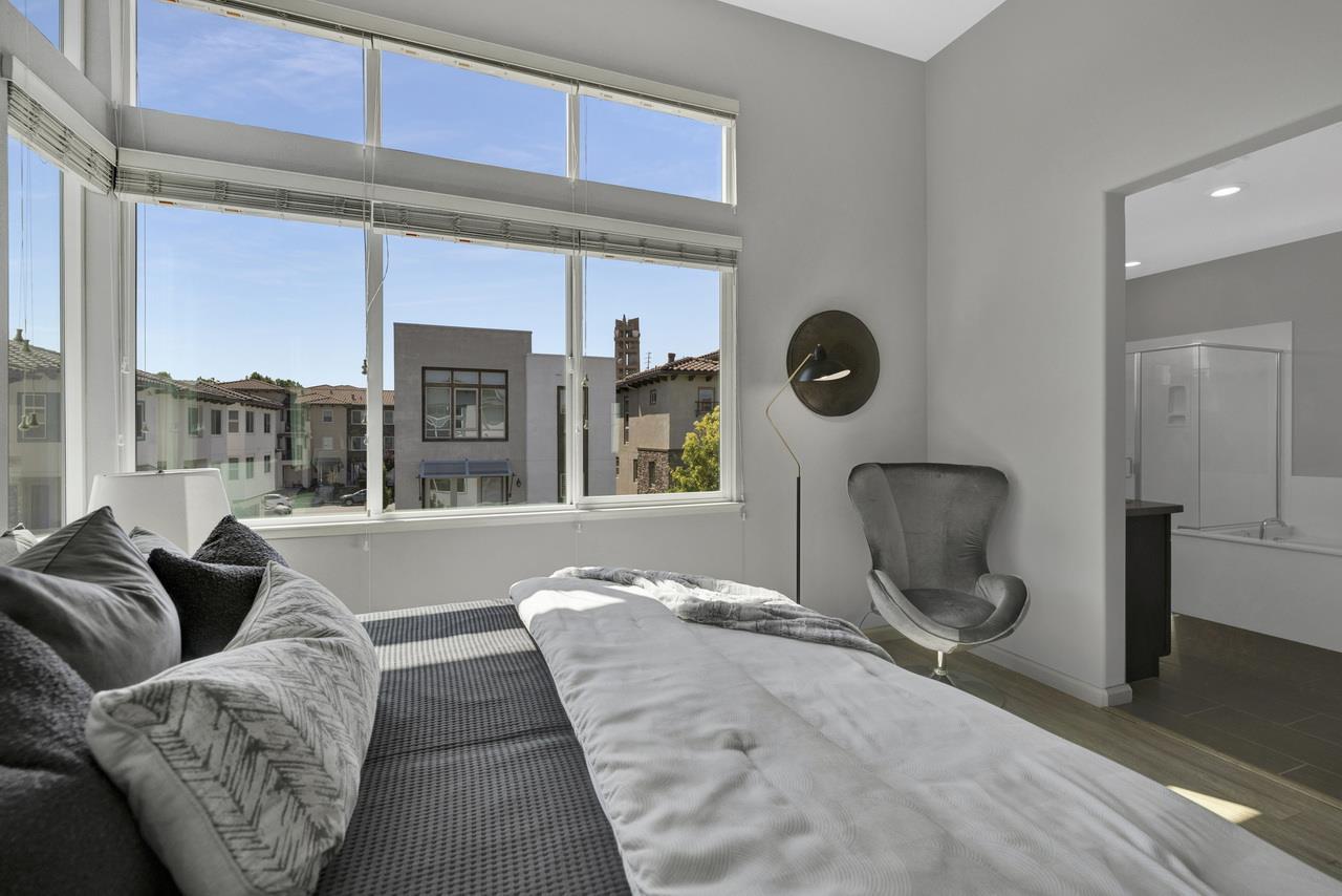 3079 Manuel Loop San Jose, CA 95136 - Photo 28 of 64 a view of living room couch and furniture