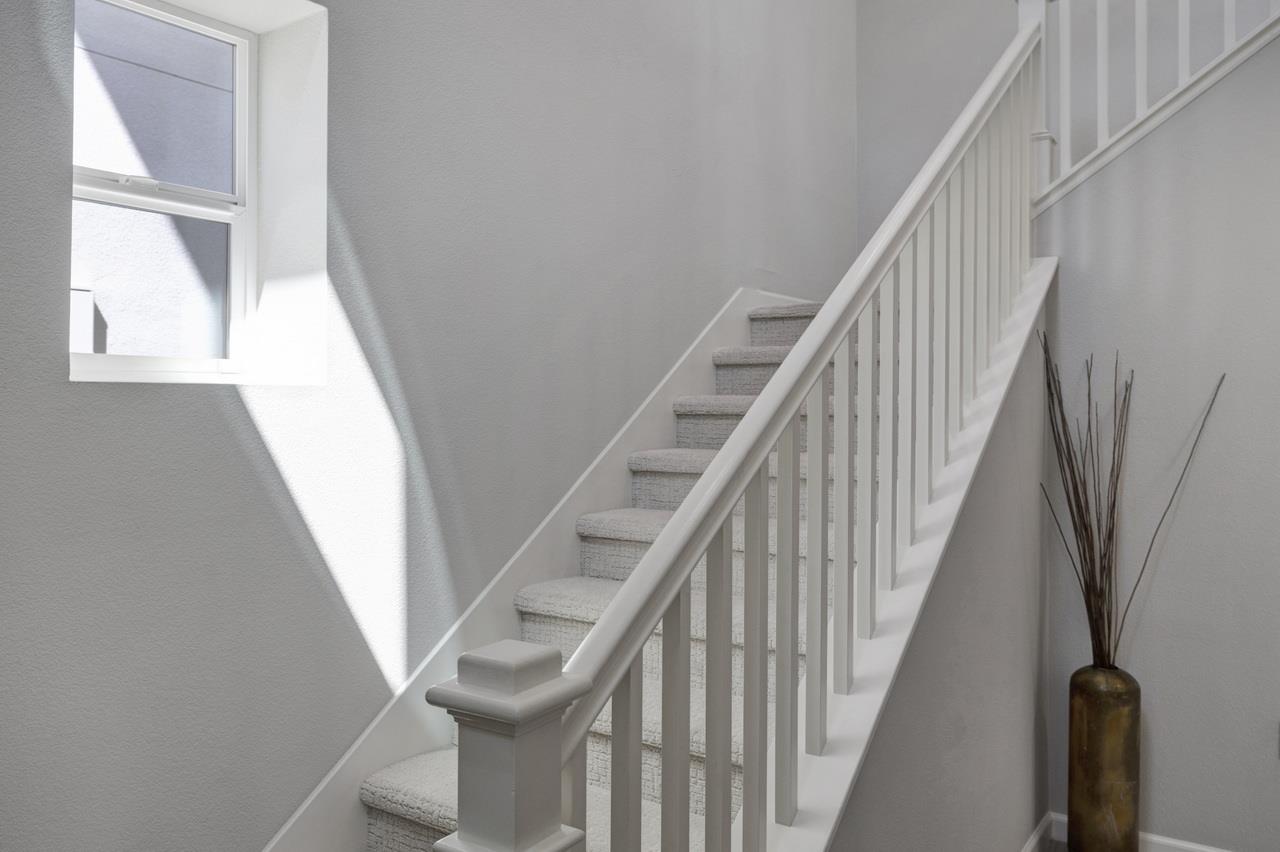 3079 Manuel Loop San Jose, CA 95136 - Photo 6 of 64 a view of entryway