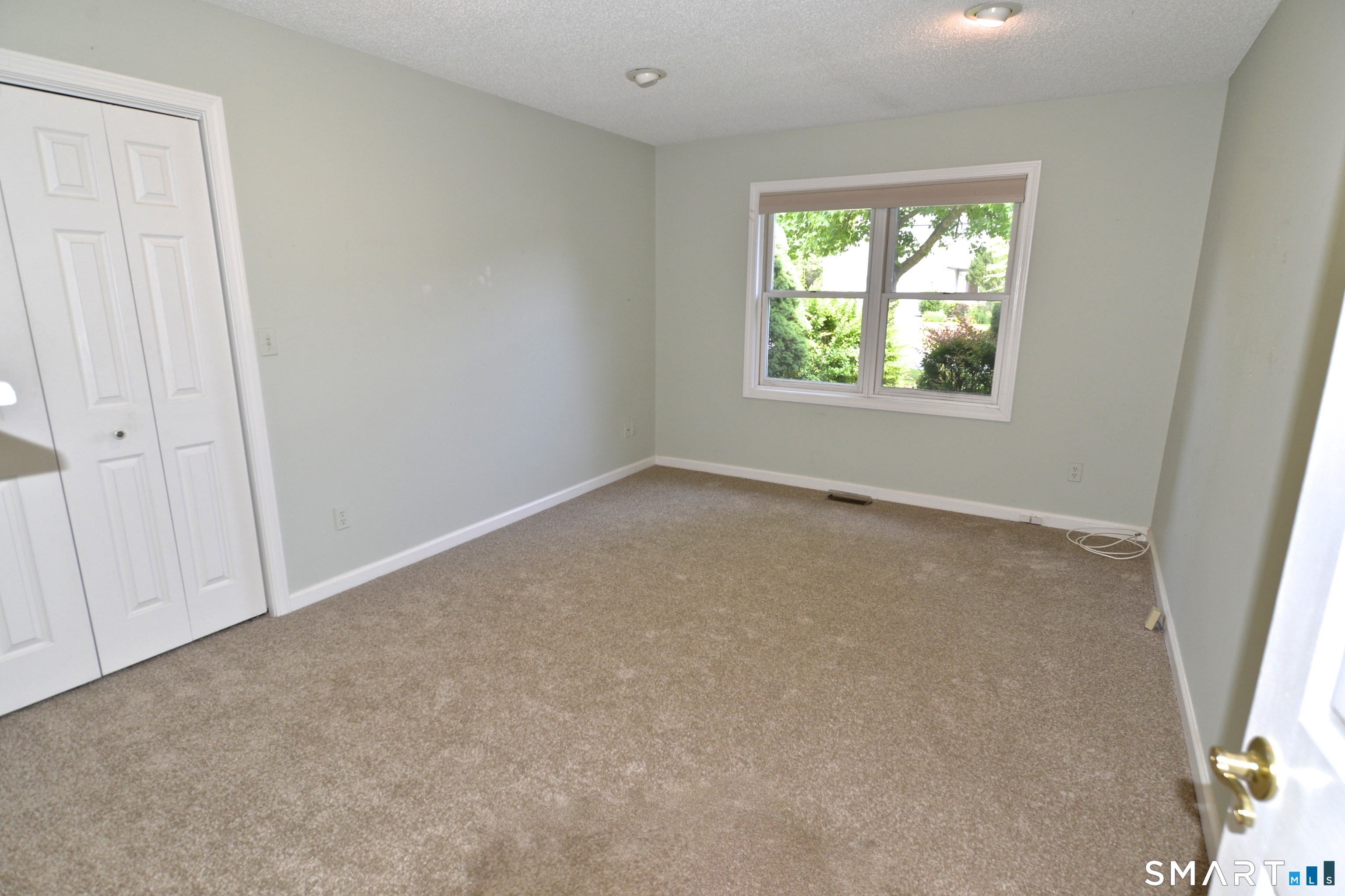 55 Canterbury Road, Unit 55 Hamden, CT 06514 - Photo 18 of 27