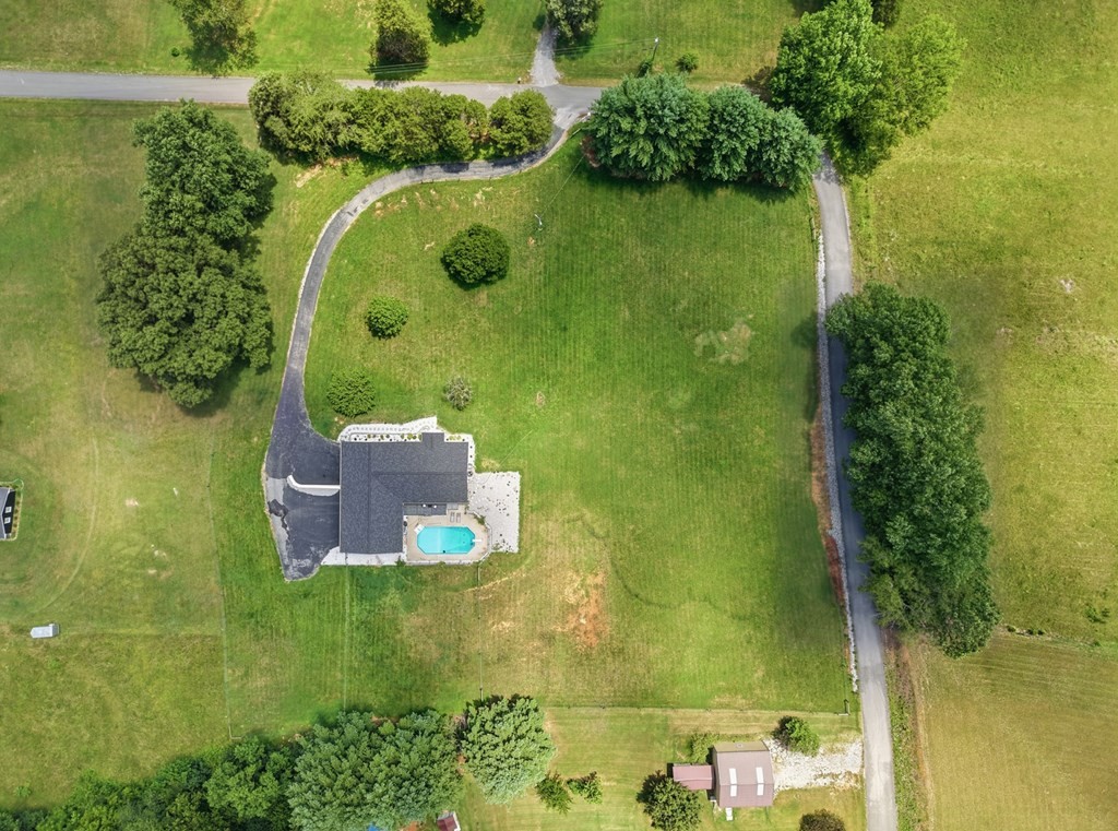 237 Southfork Road Sparta, TN 38583 - Photo 45 of 47