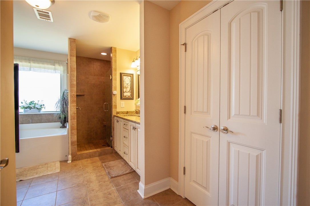 642 Deer Run Road Auburn, AL 36832 - Photo 16 of 33 Gallery Image 16