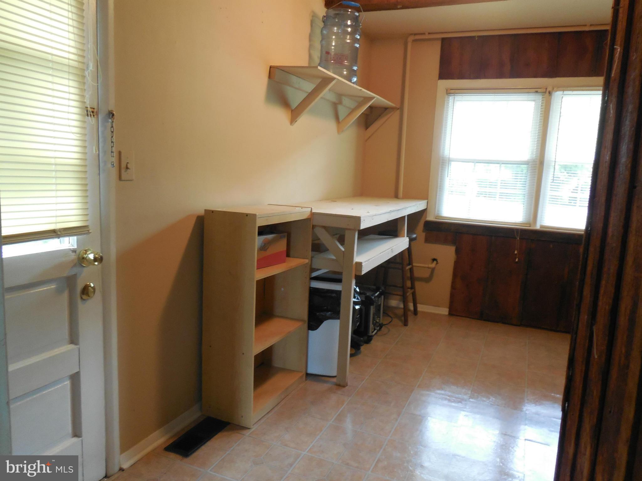 418 Highmeadow Road Reisterstown, MD 21136 - Photo 23 of 30 Huge Utility /Mud Room/Workshop