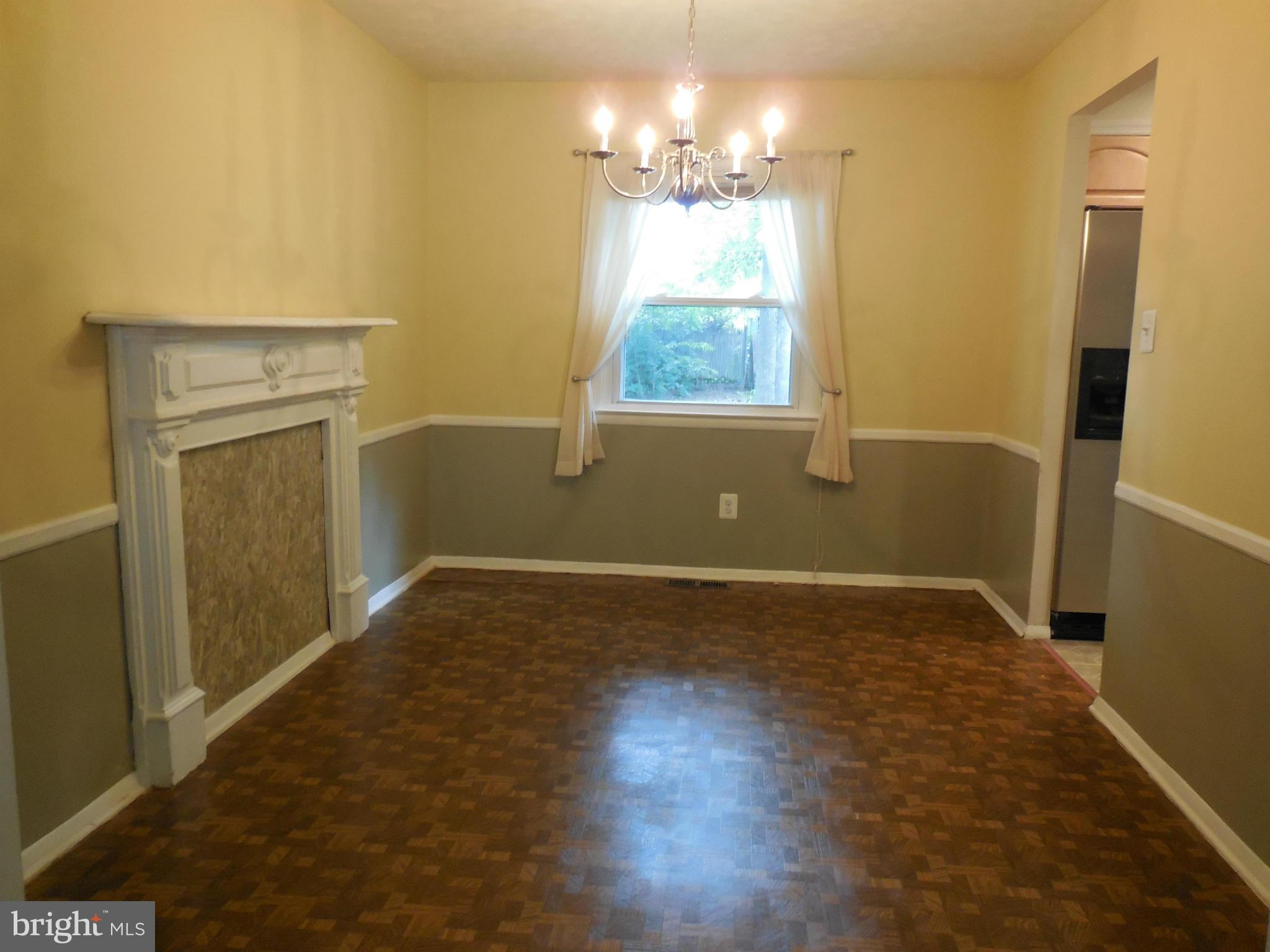 418 Highmeadow Road Reisterstown, MD 21136 - Photo 7 of 30 Dining Room big enough for a crowd