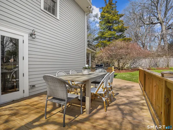$1,050,000 | 26 Taylor Place, Fairfield, CT 06890