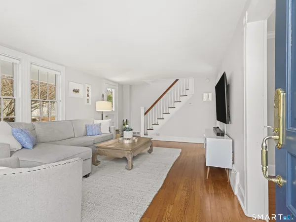 $1,050,000 | 26 Taylor Place, Fairfield, CT 06890