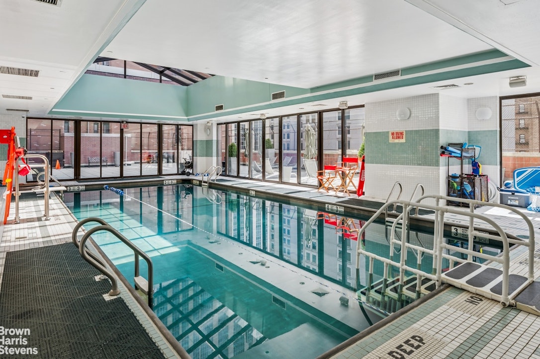 422 East 72nd Street, Unit 28D Manhattan, NY 10021 - Photo 9 of 13