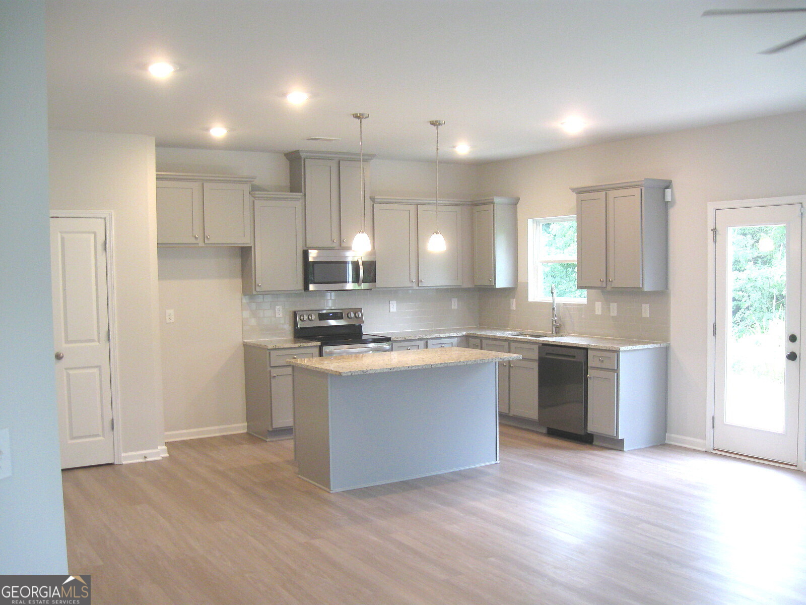11854 Rizvan Place Covington, GA 30014 - Photo 3 of 17