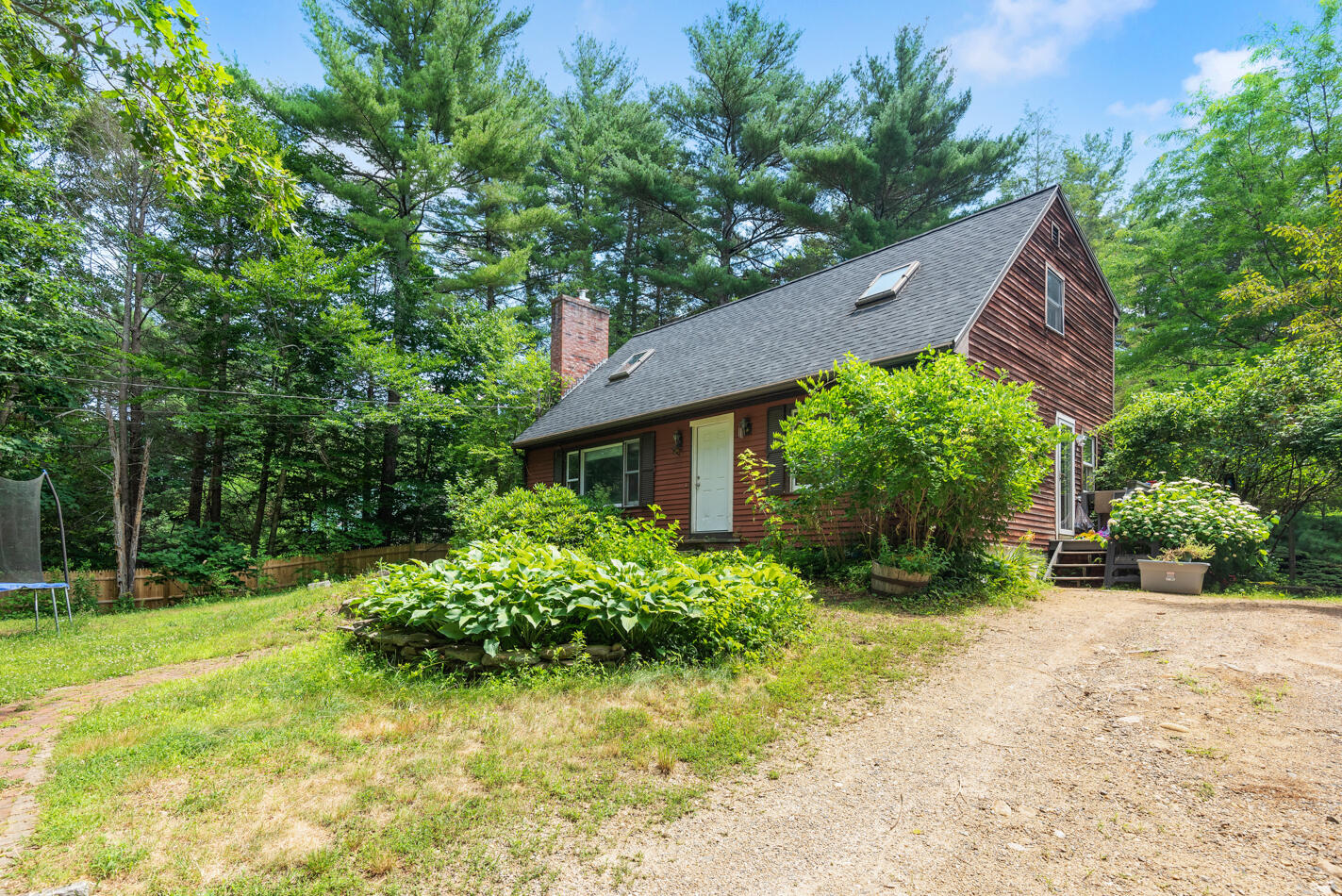 348 Mountain Rd, York