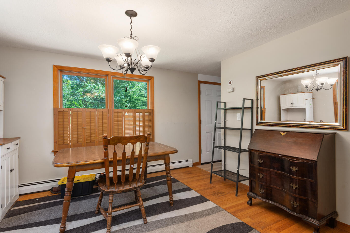 348 Mountain Road York, ME 03902 - Photo 5 of 38 348 Mountain Rd, York