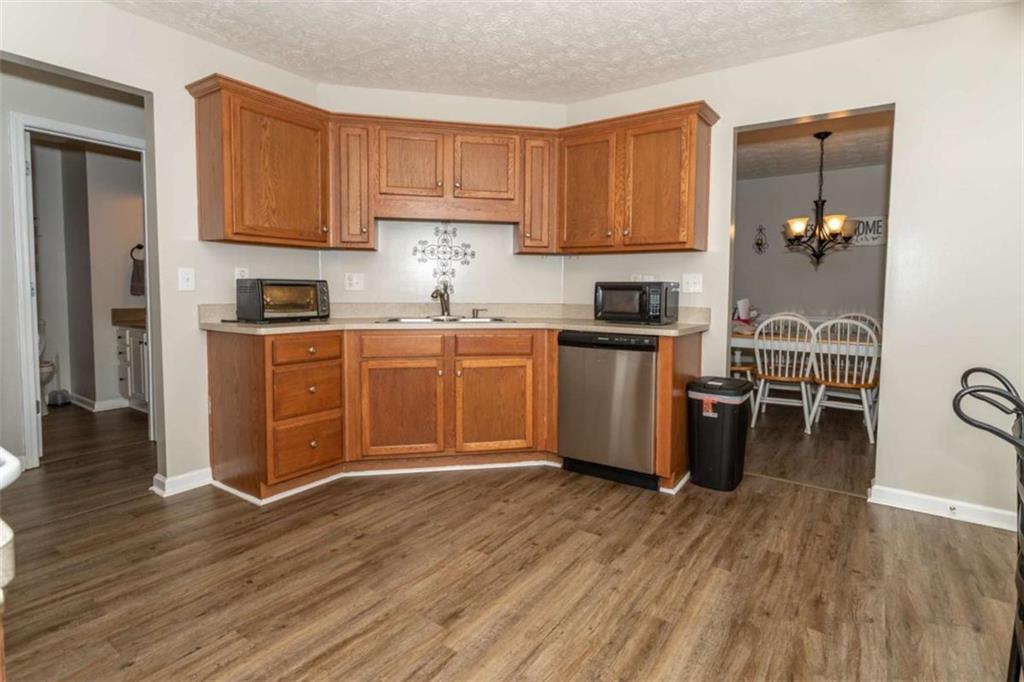 1537 Cardinal Lane Winder, GA 30680 - Photo 14 of 29