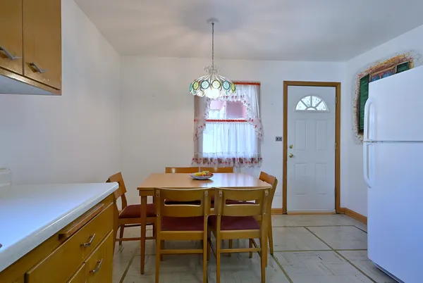 $359,900 | 4831 North Oak Park Avenue, Chicago, IL 60656