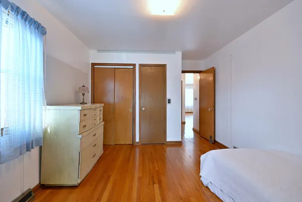 $359,900 | 4831 North Oak Park Avenue, Chicago, IL 60656
