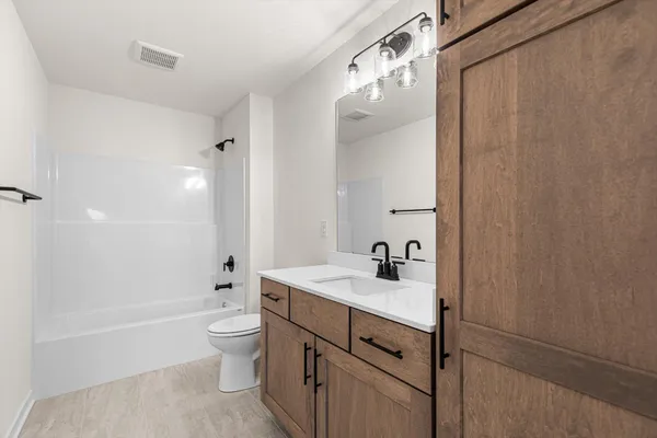 $642,900 | 149 Twin Creeks Drive, Oconomowoc, WI 53066