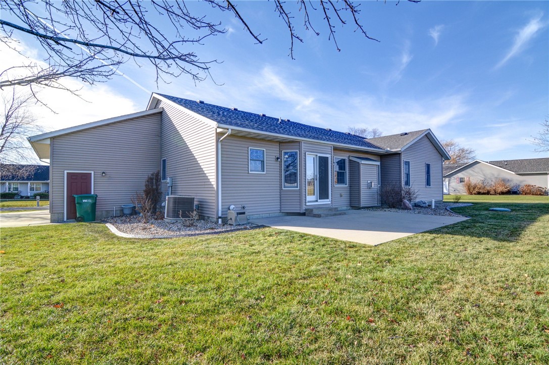 6964 Fieldstone Lane Decatur, IL 62521 - Photo 42 of 48