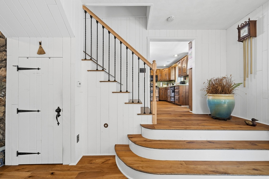 21 Shepard Street Marblehead, MA 01945 - Photo 12 of 31