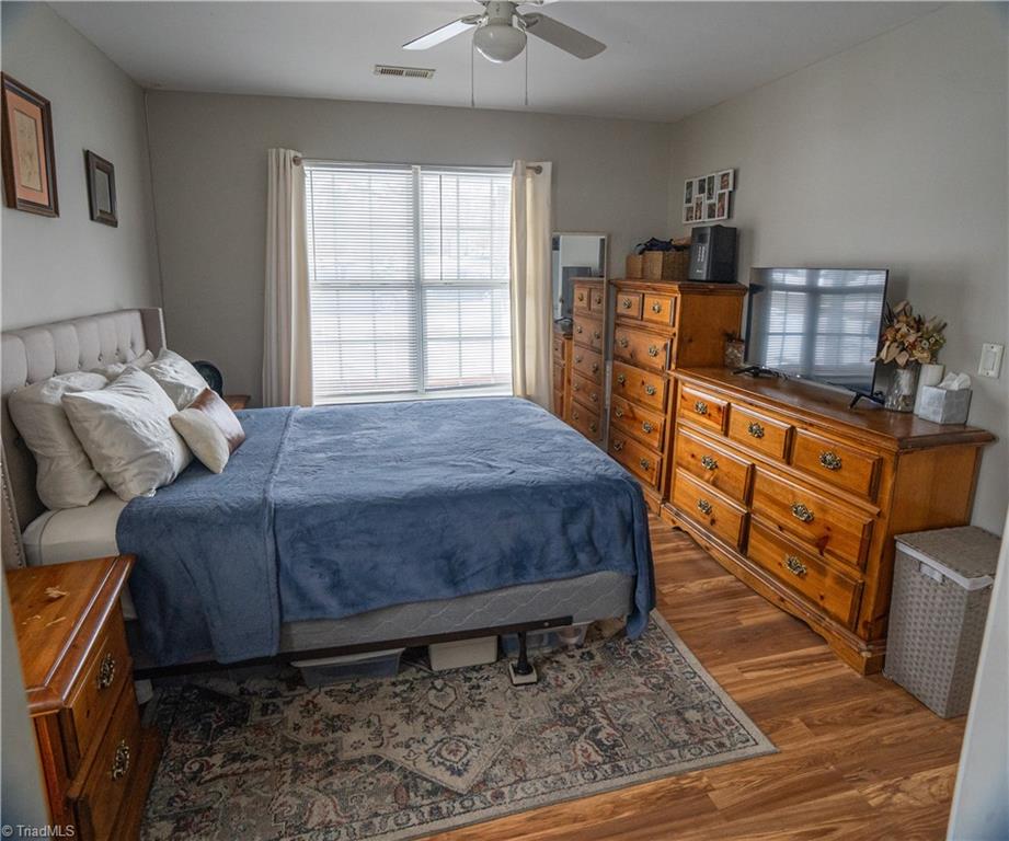 3210 Spring Street Greensboro, NC 27405 - Photo 11 of 28