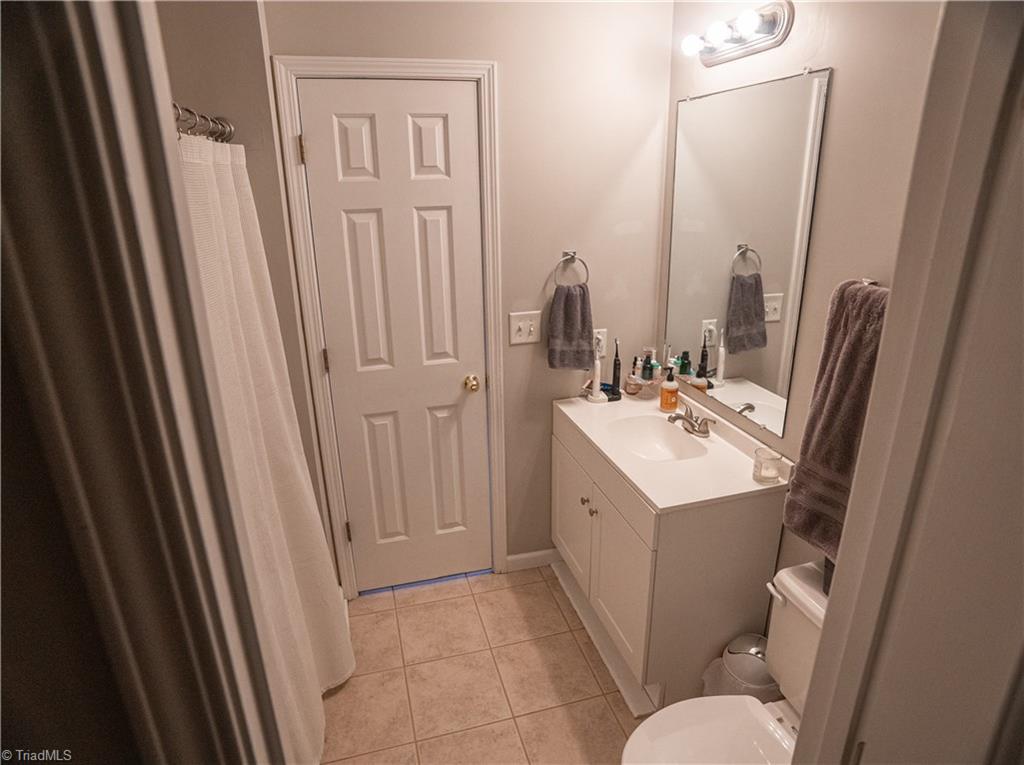 3210 Spring Street Greensboro, NC 27405 - Photo 12 of 28