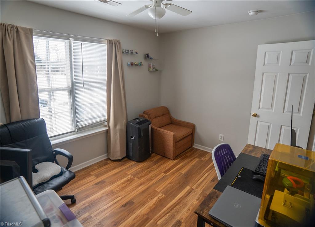 3210 Spring Street Greensboro, NC 27405 - Photo 17 of 28