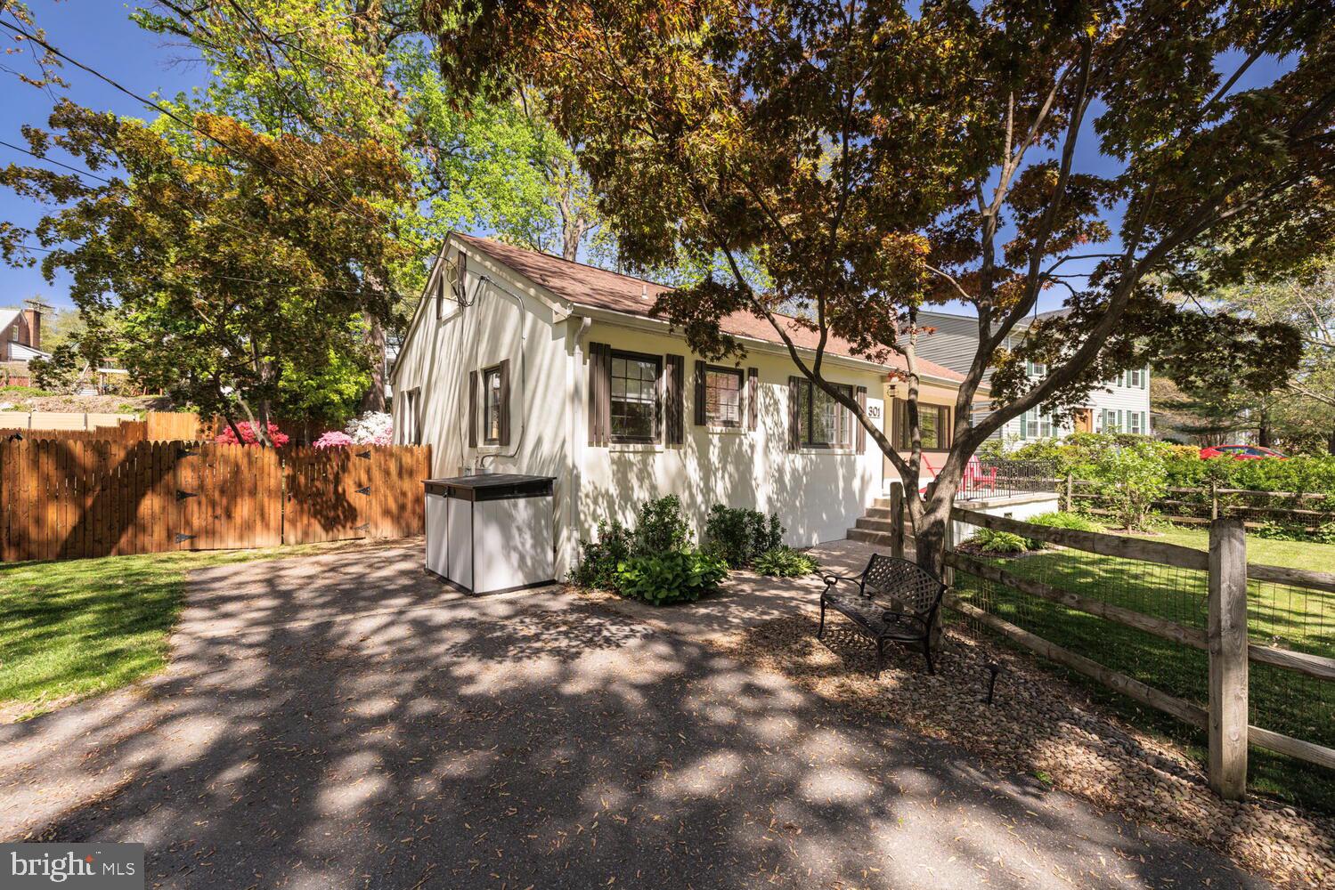 301 Dennis Avenue Silver Spring, MD 20901 - Photo 24 of 24 Driveway